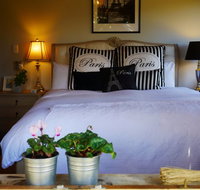 La Perrie Chalet Bed and Breakfast - Inverell Accommodation