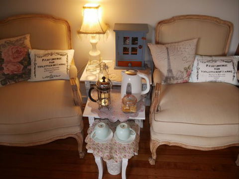 La Perrie Chalet Bed And Breakfast - Inverell Accommodation 2