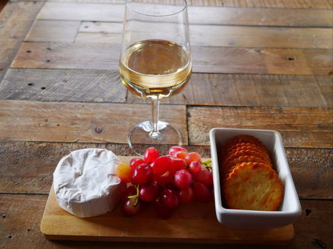 La Perrie Chalet Bed And Breakfast - Inverell Accommodation 4