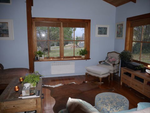La Perrie Chalet Bed And Breakfast - Inverell Accommodation 5