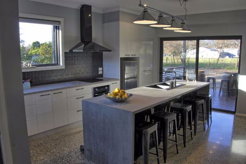 Lusso KV - Inverell Accommodation 2