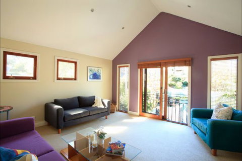 Queens Park Beach House - Inverell Accommodation 4
