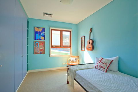 Queens Park Beach House - Inverell Accommodation 6