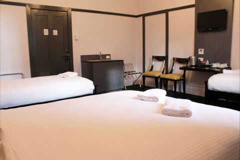 Royal Hotel Ryde - Inverell Accommodation 3