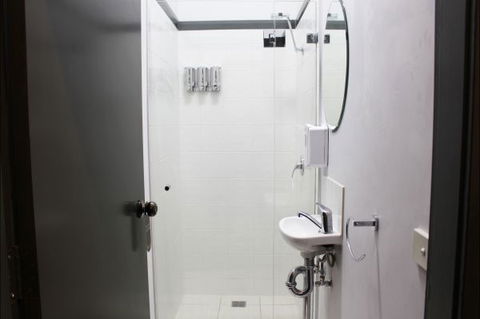Royal Hotel Ryde - Inverell Accommodation 9