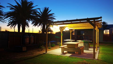 Discovery Parks - Adelaide Beachfront - Inverell Accommodation 0