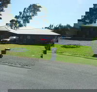 Wellington East Marina - Inverell Accommodation