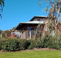 Butler's Bend Holiday Villa - Inverell Accommodation