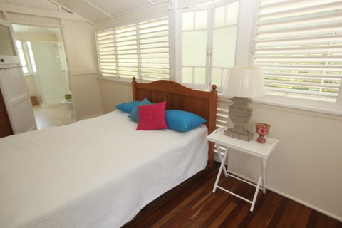 Daggoombah Holiday House - Inverell Accommodation 2
