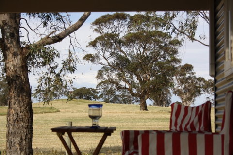 Rabbiters Hut - Inverell Accommodation 2