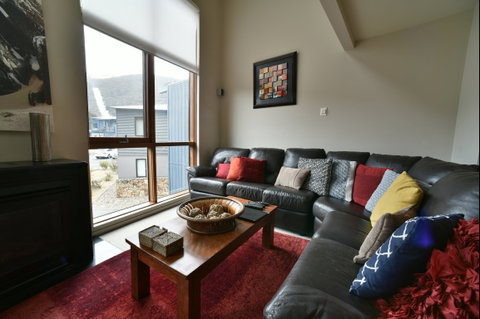 Snowstream 4 - Inverell Accommodation 2