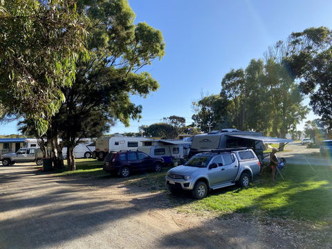 Elliston Caravan Park - Inverell Accommodation 1