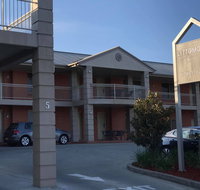 Littomore Hotel and Suites