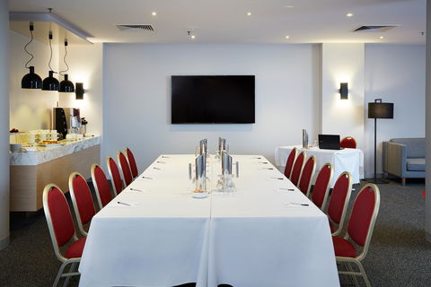 Ibis Perth - Inverell Accommodation 1