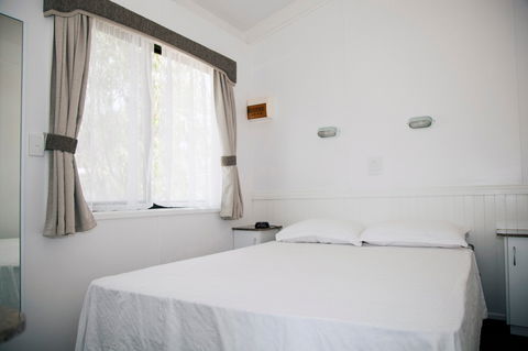 Swan Bay Holiday Park - Inverell Accommodation 1