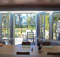 Waterfront Heaven - Inverell Accommodation