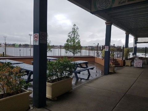 Crown Hotel Motel - Inverell Accommodation 1