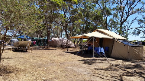 Discovery Lagoon Camping Grounds - Inverell Accommodation 1