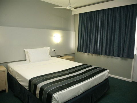 Flinders Motel - Inverell Accommodation 0