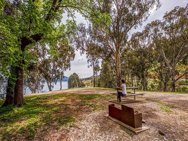 Blowering NSW Inverell Accommodation