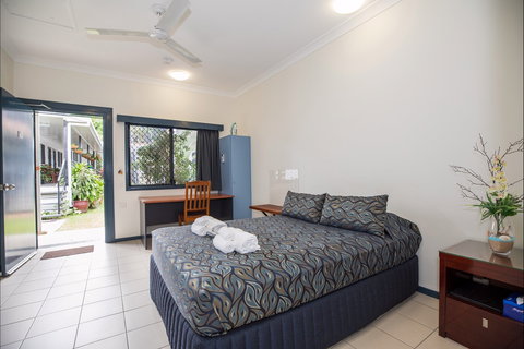 Palm Island Motel - Inverell Accommodation 1