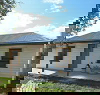 Stable Cottage - Inverell Accommodation