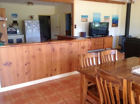 The Palms - House Only - Inverell Accommodation 2