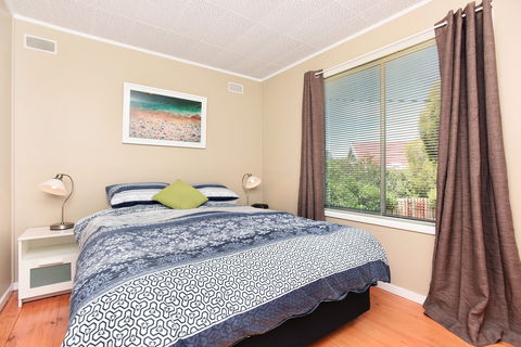 Crows Nest - Inverell Accommodation 2