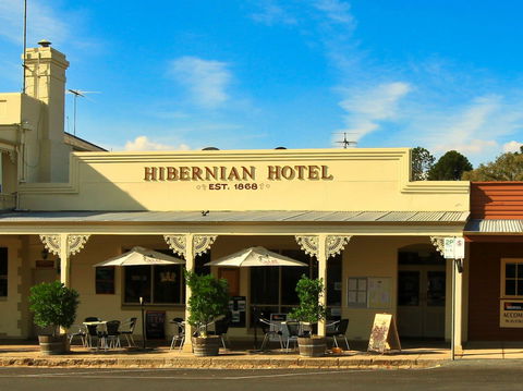Hibernian Hotel Apartments - Inverell Accommodation 0