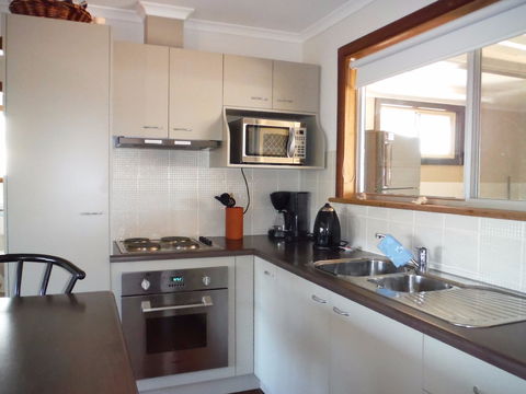 Seashells - Inverell Accommodation 0
