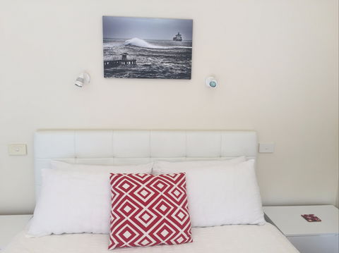 Springtide Studio Apartments - Inverell Accommodation 0