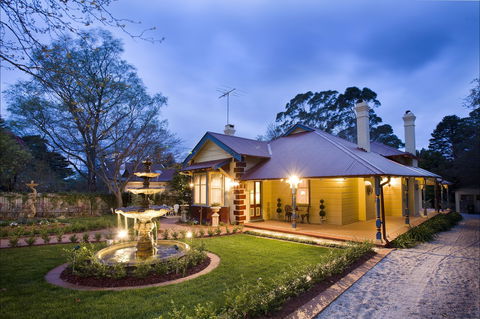 Varenna - Luxury Leura Accommodation - Inverell Accommodation 0