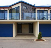Ultimate Holiday Apartments - Inverell Accommodation