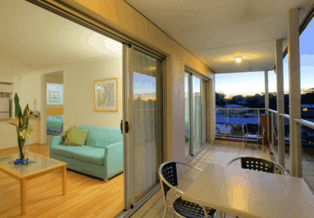 Shoal Bay Beachclub Apartments - Inverell Accommodation 4