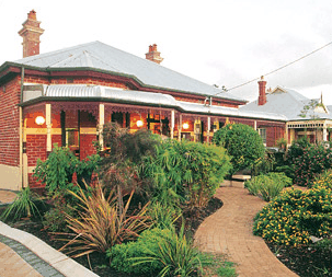 Museo Salon & Spa - Inverell Accommodation 2