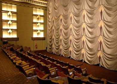 Sun Theatre - Inverell Accommodation 3