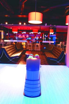 Strike Bowling Bar - Chapel - Inverell Accommodation 3