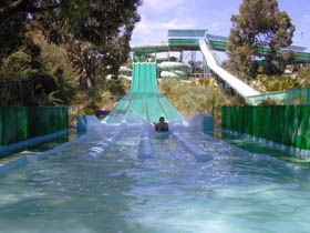 Kalamunda Wet 'n' Wild - Inverell Accommodation 1