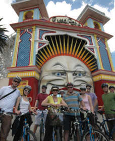 Rentabike & Real Melbourne Bike Tours - Inverell Accommodation 2