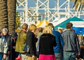 St Kilda Esplanade Market - Inverell Accommodation 3