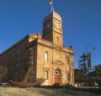 The Albany Town Hall - Inverell Accommodation