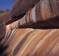 Elachbutting Rock - Inverell Accommodation
