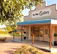 Peter Franz Fine Art Gallery - Inverell Accommodation