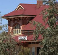 Moonta Tourist Office - Inverell Accommodation