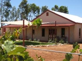 919 Wines - Inverell Accommodation 0