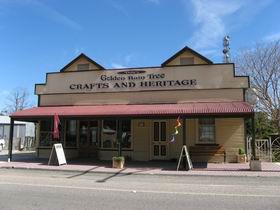 Dolly's Golden Raintree Craft And Heritage Centre - Inverell Accommodation 0