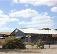 Smiling Samoyed Brewery - Inverell Accommodation