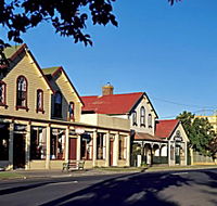 Latrobe Market - Inverell Accommodation