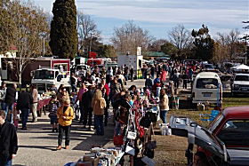 Evandale Market - Inverell Accommodation 0