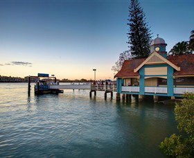 Oxford Street Bulimba - Inverell Accommodation 0